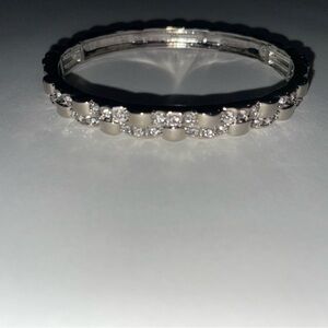 Like New Lia Sophia “Foiled” silver tone stretch bracelet